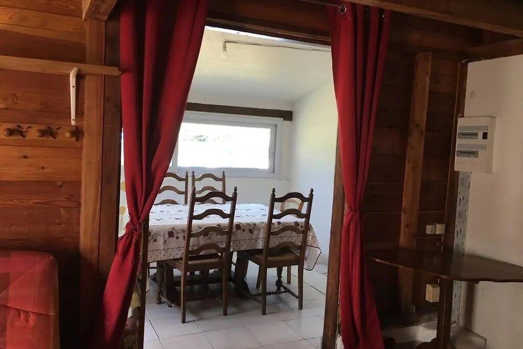 Chalet Au Pied Des Pyrenees. Villa Brassac  Holiday home Brassac (Ariege)